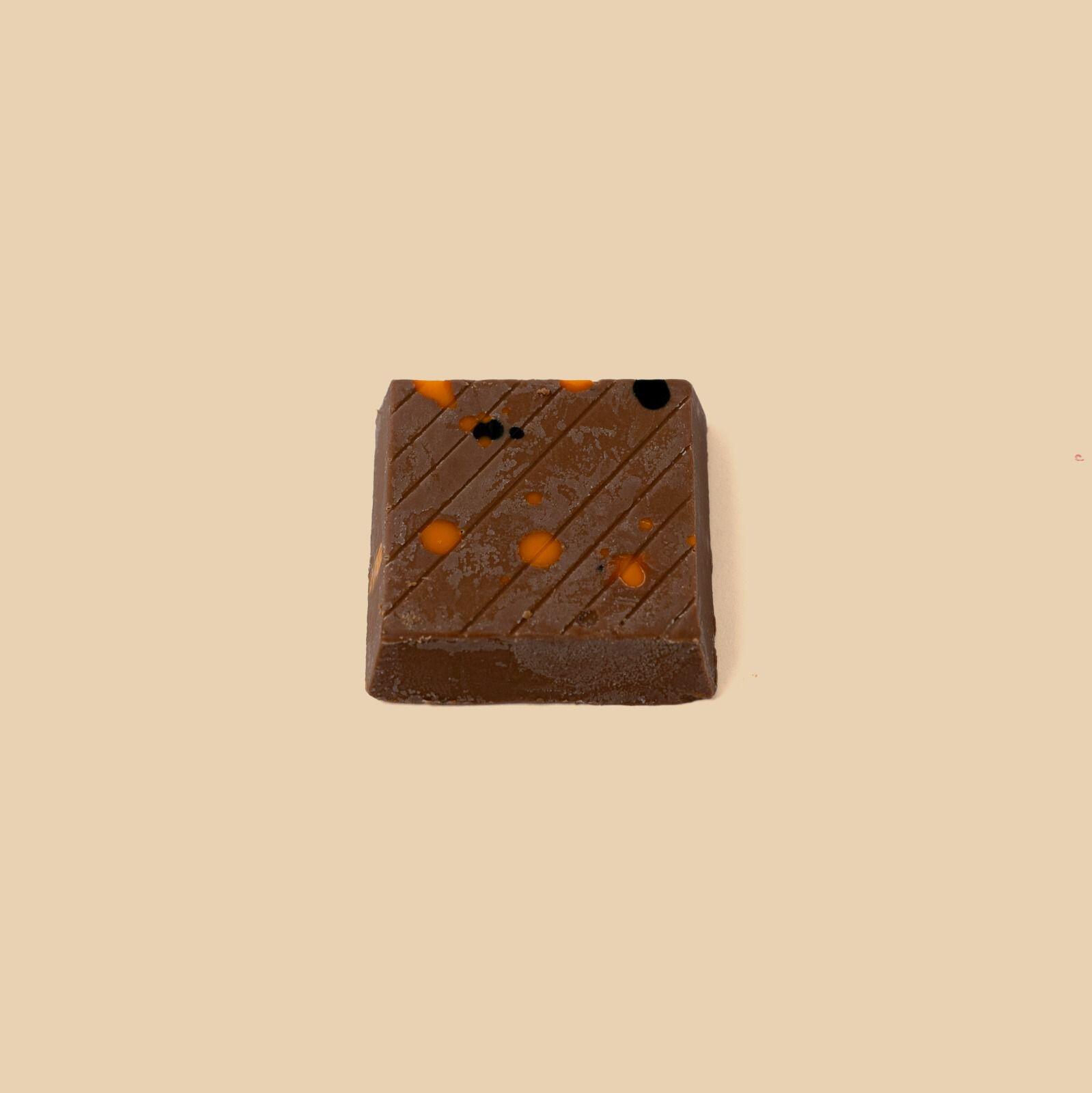 Milk Chocolate with Kunafa and Pistachio Individually Wrapped